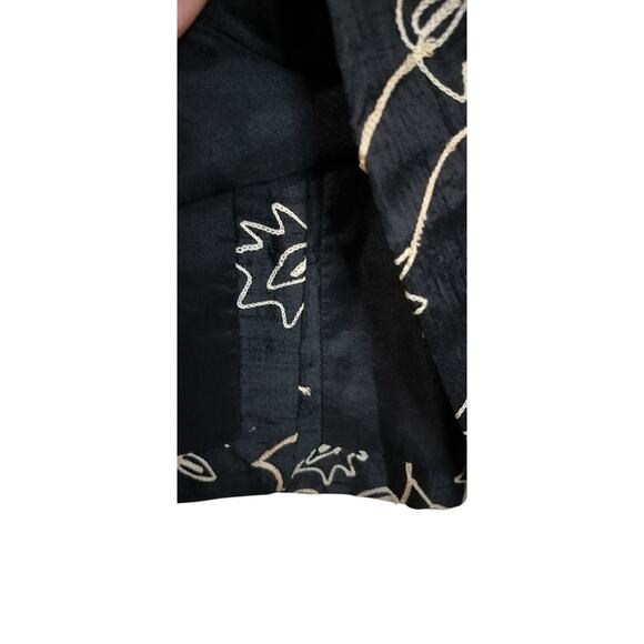 3848)Appleseed Silk Button Down Floral Geometric Black Gold Embroidery Jacket 1X - Picture 7 of 9